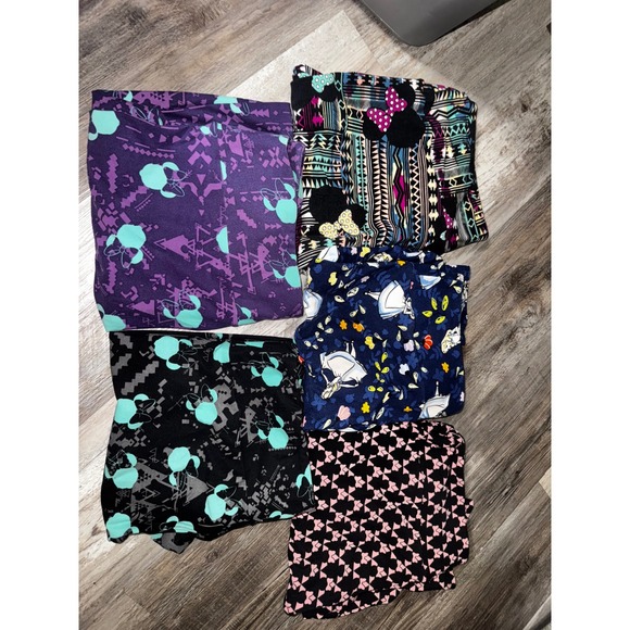 Bundle of 5 LuLaRoe Leggings Tall & Curvy Disney Alice Mickey Mouse Print - Picture 1 of 7